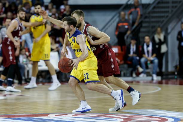 表现获得胜 表现获得胜