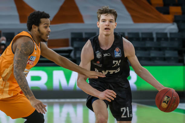 在本轮与热 在本轮与热