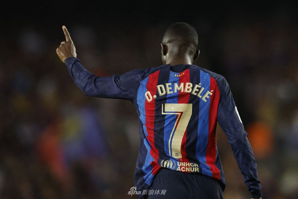 足球的无限 足球的无限