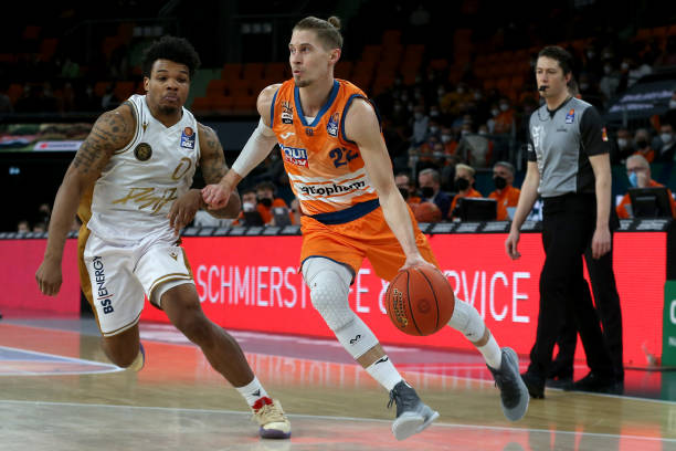 勇士的比赛 勇士的比赛