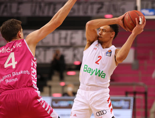 淘汰赛中继 淘汰赛中继