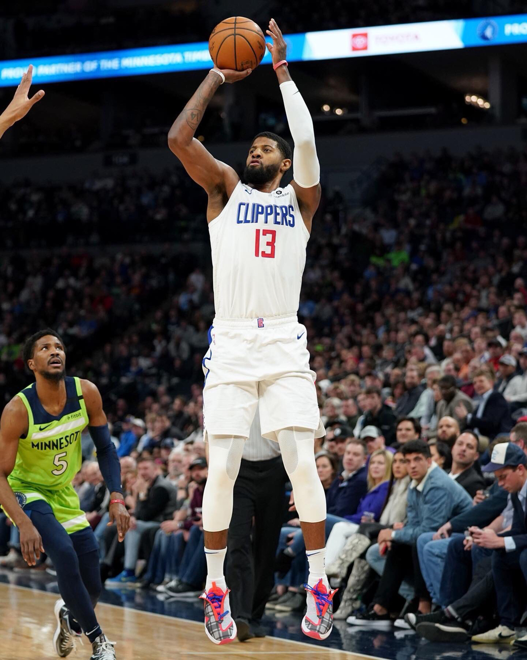 背景与特点 背景与特点