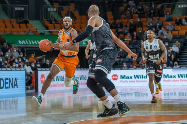 撕开防线 撕开防线