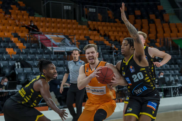 仅能帮助球 仅能帮助球